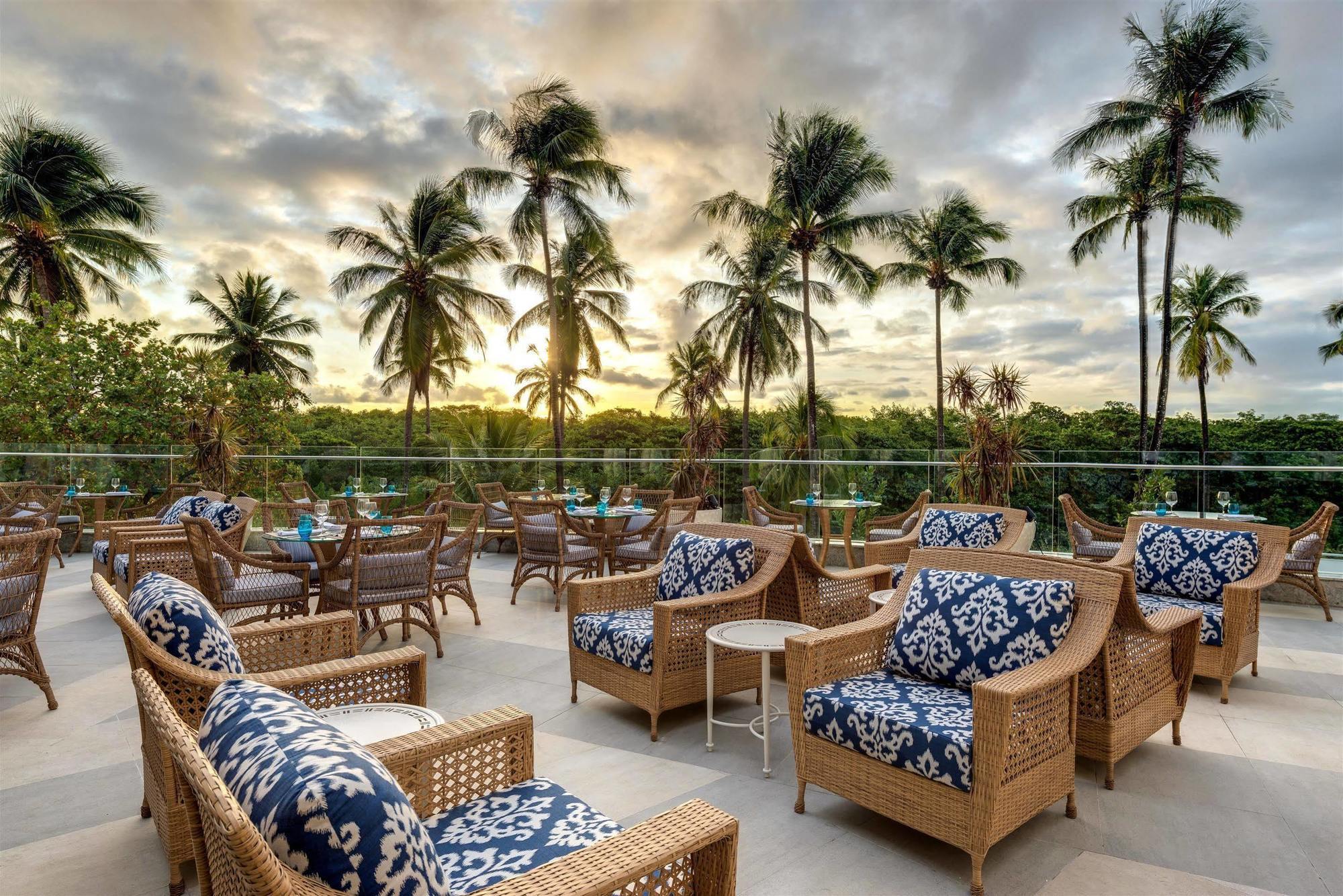 Sheraton Reserva Do Paiva Кабу-ди-Санту-Агостинью Экстерьер фото The Deck